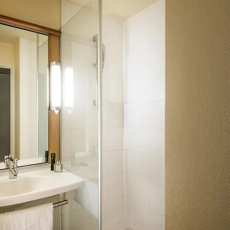 Ibis Gare Du Nord La Fayette Otel